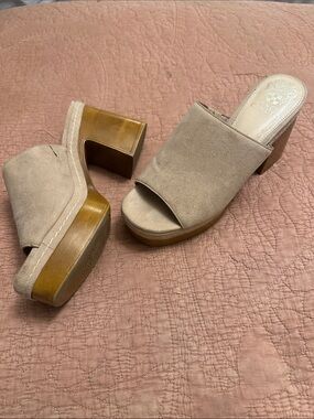 Vince Camuto Taupe Suede Platform Mule Sandals